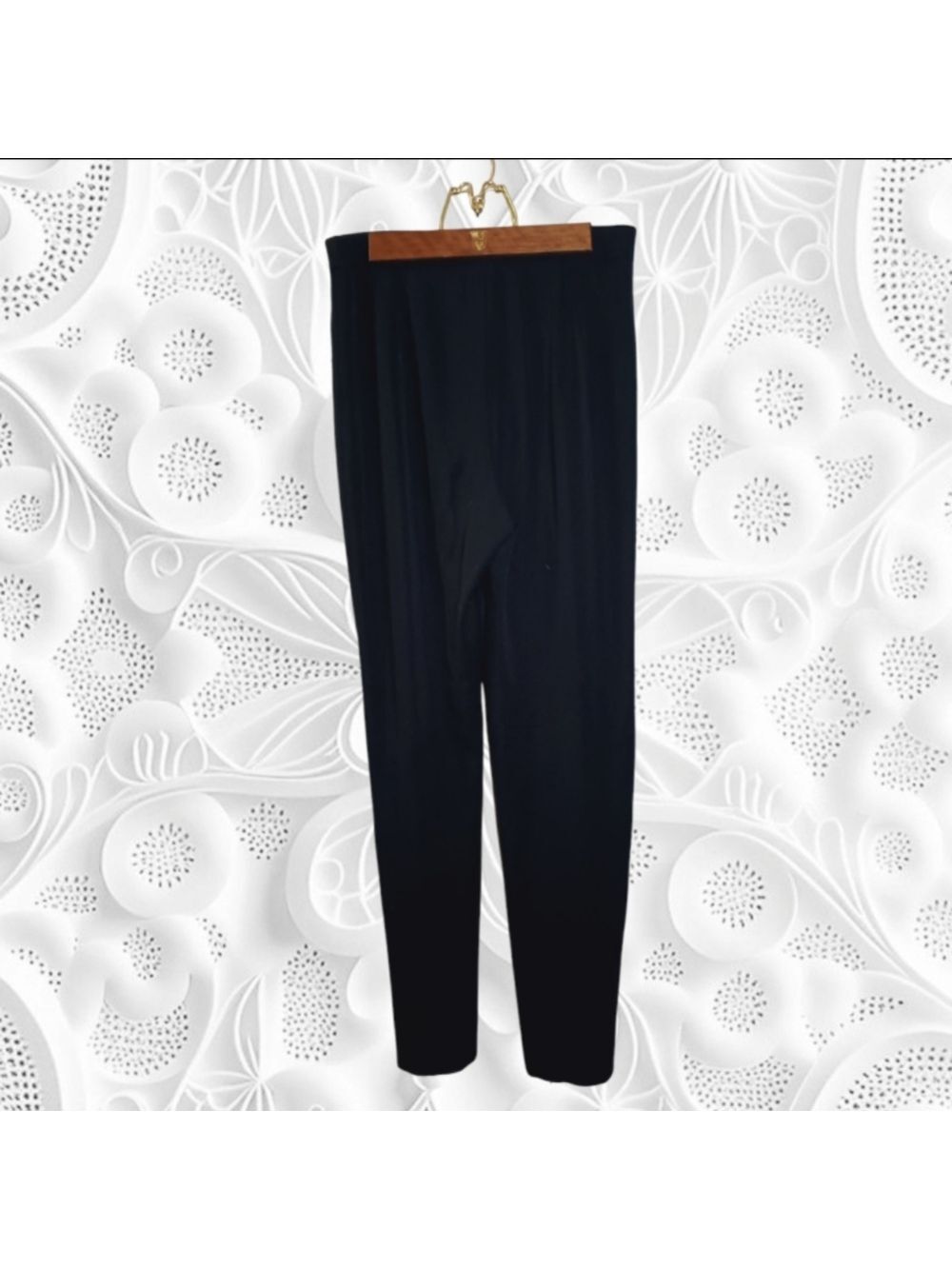 Exclusively Misook Relaxed Straight Leg Black Slacks Size small